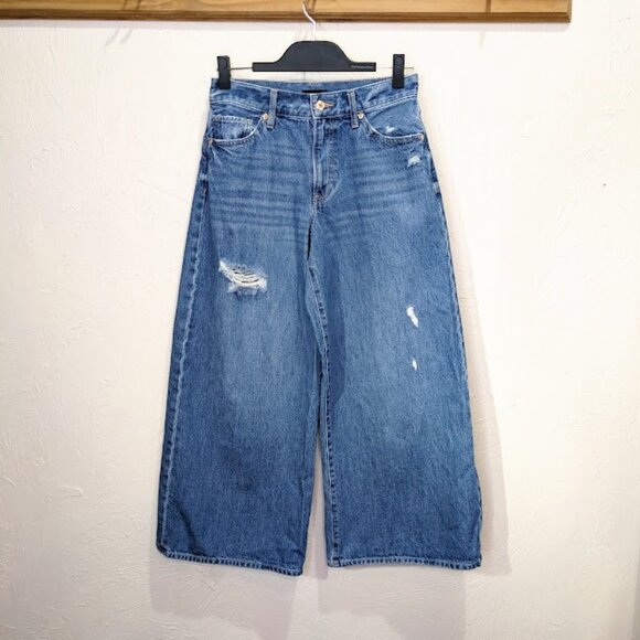 Express High Waisted Medium Wash Ripped Wide Leg Ankle Jeans Size 6 R - Picture 1 of 7